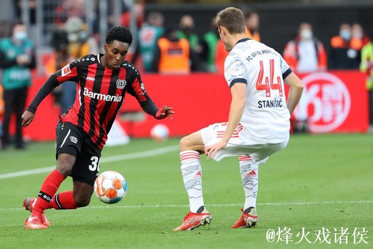 多特迎战勒沃库森：阿德耶米坐镇，小贝林厄姆与丘出战