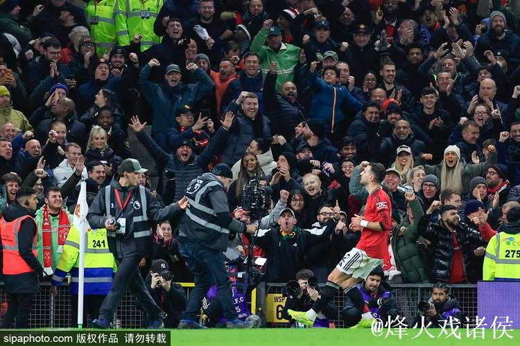 卡拉格：罗杰斯若持续出色表现，有望成为英格兰10号位主力